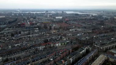 Amsterdam Doğu Indische, Hollanda yerleşim bölgesi insansız hava aracı manzaralı Amsterdam şehrini bombaladı