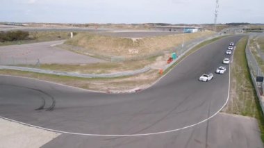Zandvoort Hollanda yarış pisti görüntüsü.