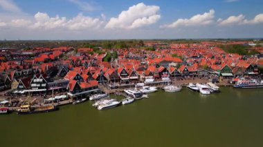 Volendam, Hollanda, Hollanda, Hollanda, Avrupa Turistik Eski Balıkçı Köyü 'nün havadan görünüşü.