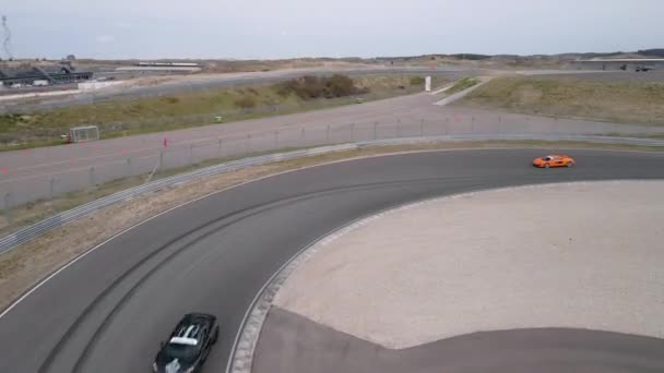 Zandvoort, 24 de abril de 2021, Países Baixos. Zandvoort Formula 1 uma pista de corrida de filmagens aéreas. — Vídeo de Stock