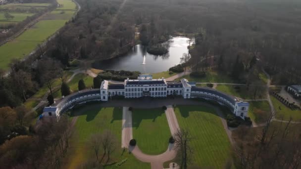 Antenne des Paleis Soestdijk Königspalastes in der Nähe von Baarn in Holland. — Stockvideo