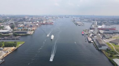Amsterdam Westelijk Westpoort, Kuzey Hollanda, Hollanda 'dan intikam aldı. Hava aracı helikopter görüntüsü.