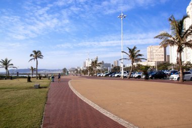Deniz ve Durban Beach otel arasında yaya geçit açtı 