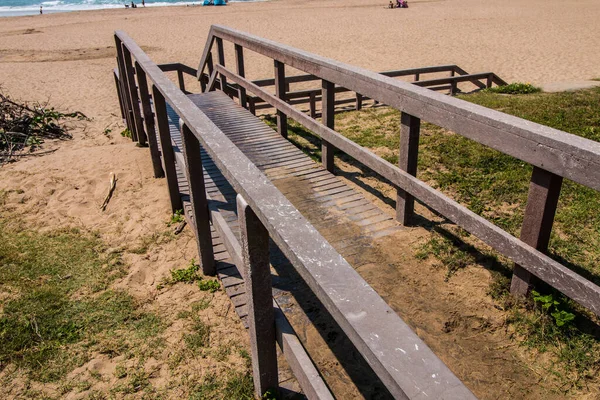 Escadas Madeira Que Conduzem Para Baixo Praia Resort Férias — Fotografia de Stock