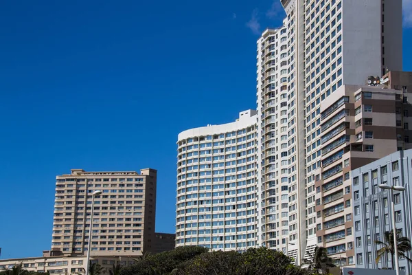 Uppåtriktad Bild Hotell Längs Durbans Gyllene Mil — Stockfoto