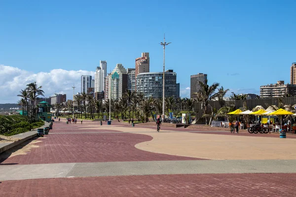 Durban Sahildeki Altın Kilometresinde Paved Gezinti Geçidi — Stok fotoğraf