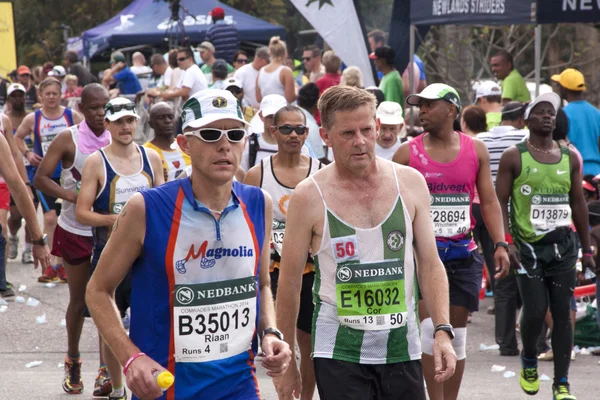 Closeup yoldaşlar maraton'da katılan yarışmacı — Stok fotoğraf