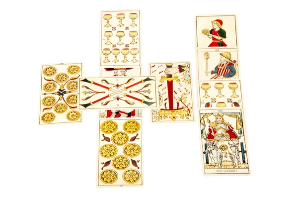 Tarot kartları yola Kelt haçı formada