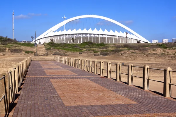 Utsikt från Pier av Moses Mabhida Stadium — Stockfoto