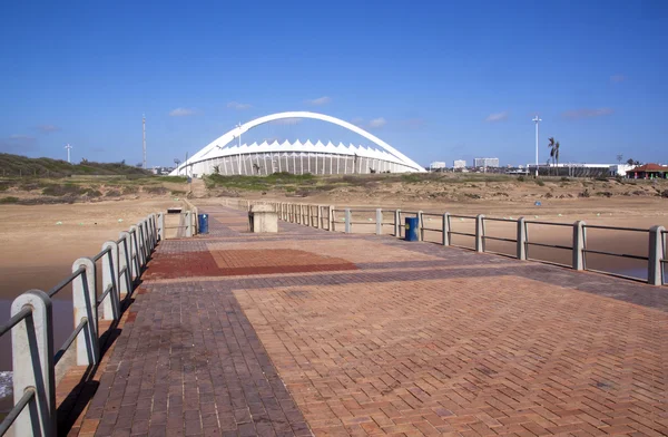 Utsikt från Pier av Moses Mabhida Stadium — Stockfoto