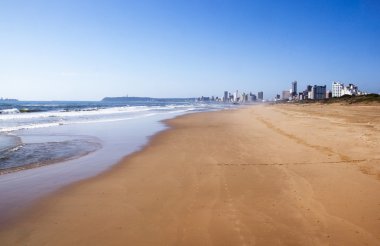 Düşük Tide, Durban Beachfront ile arka plan otelleri