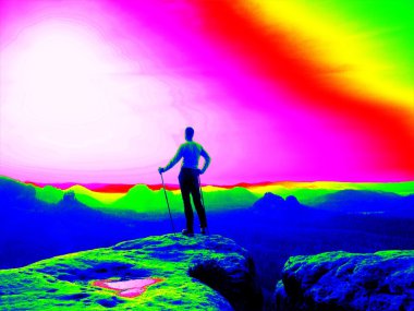 Fantastik Kızılötesi tarama. Turist Polonyalılar ile. Termografi renkleri