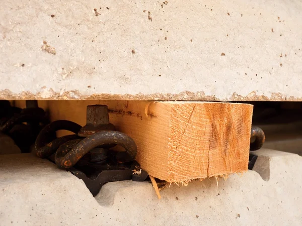 Wooden beam as separator for safety manipulation by forklift.  Concrete railway ties — Stock Photo, Image