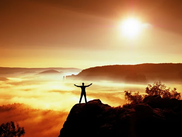 Happy man gesture of triumph with hands in the air. Funny hiker with raised arm — Stock Photo, Image