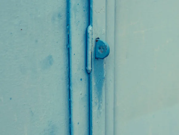 Olho Cadeado Aço Porta Armazém Metal Vintage Tinta Azul Desgastada — Fotografia de Stock