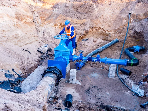 Substituição Redes Tubos Água Gasoduto Principal Obras Água Para Fornecimento Fotografias De Stock Royalty-Free