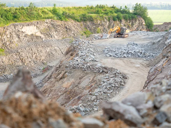 Excavator Earthmoving Work Open Pit Mining Gravel Quarry Background Loader — Stock Photo, Image