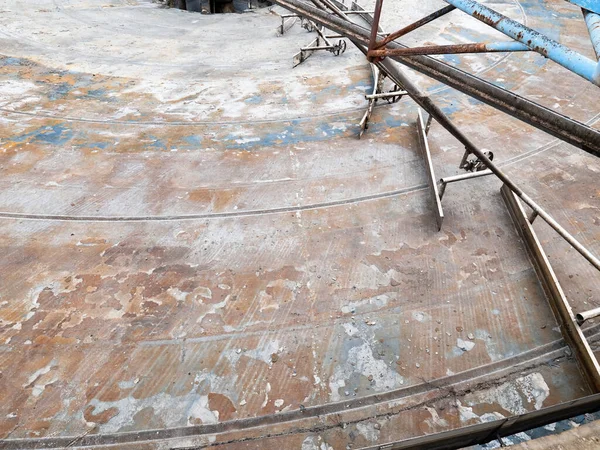 Mantenimiento Del Fondo Del Tanque Acero Corroído Depósito Sedimentación Vacío —  Fotos de Stock