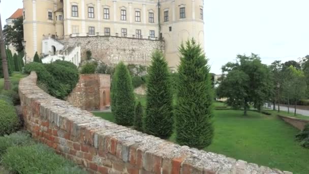 Zamek Mikulov Tsjechie Augustus 2021 Overzicht Van Het Kasteel Mikulov — Stockvideo