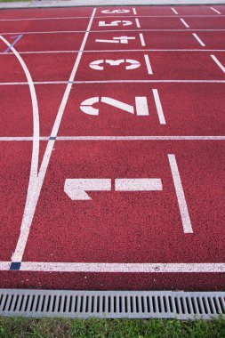 Koşu parkurundakilerden kırmızı: atletizm Stadyumu