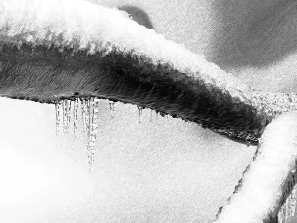 Schwarz-weiß gestrichelte Retro-Skizze. Eiszapfen auf Zweigen und eisigen Felsbrocken oberhalb des reißenden Stroms. — Stockfoto