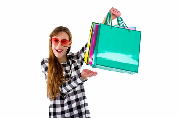 Felice Adolescente Possesso Borse Colorate Shopping Sfondo Bianco Studio Falsa — Foto Stock