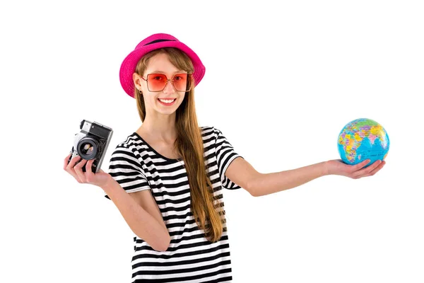 Reiziger Toeristische Tiener Meisje Met Retro Camera Bol Geïsoleerd Witte — Stockfoto
