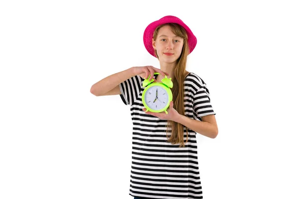Menina Adolescente Segurando Alarme Relógio Isolado Fundo Branco Retrato Adolescente — Fotografia de Stock