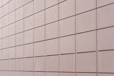 Duvarı kapatın. Koruyucu Yapı. Kahverengi engelli duvar dokusu. Anlaşıldı..