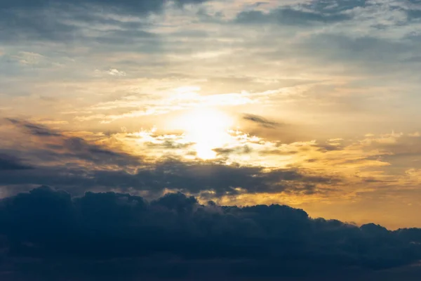 Céu Pôr Sol Dramático Com Nuvem Pôr Sol Nascer Sol — Fotografia de Stock