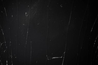 Kırık Ekran Camı. Kırık ekranlı bir akıllı telefonun yakın çekimi. Makro çekim..