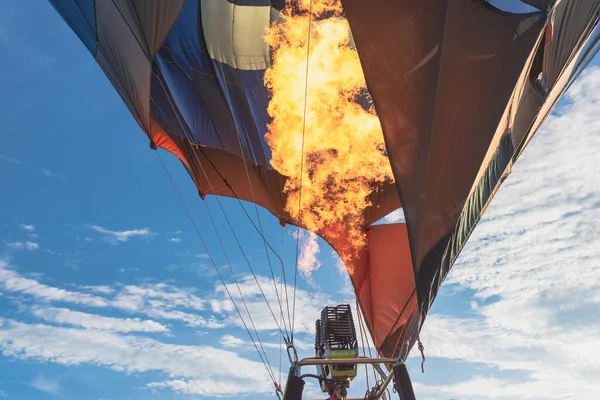 Αερόστατο Φλόγα Κοντινό Πλάνο Αερόστατο Θερμού Αέρα Όπως Σας Παίρνει — Φωτογραφία Αρχείου