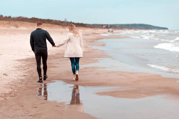 Couple Aimant Détendre Sur Plage Sable Fin Love Concept Vacation — Photo