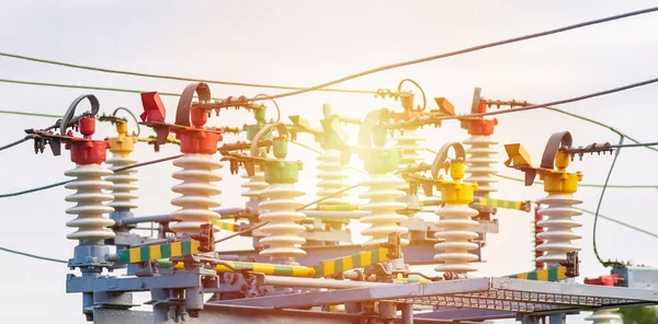 Disjoncteur Électrique Haute Tension Dans Une Sous Station Alimentaire Gros — Photo