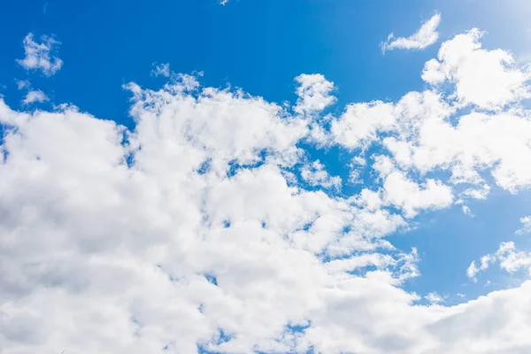 Bel Cielo Blu Sfondo Bianco Nuvola Forma Indipendente Elementi Natura — Foto Stock