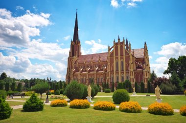 Kutsal Trinity Katolik Kilisesi