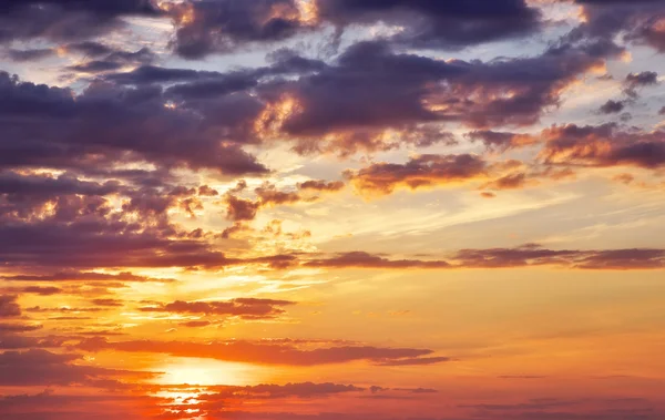 Cielo Anaranjado Del Atardecer Hermoso Cielo — Foto de Stock