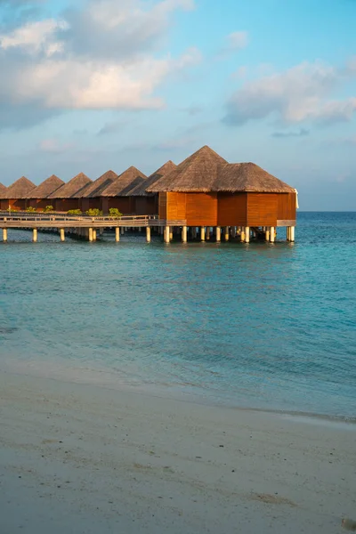 Maldivas Paraíso Paisaje Escénico Paisaje Marino Con Bungalows Agua Hermosas — Foto de Stock