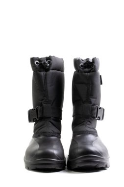 Beyaz arka planda izole edilmiş traktör izli yumuşak lastik çizmeler. Avlanmak, balık tutmak ve turizm için tasarlandı.