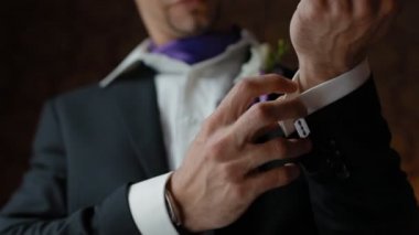 Onun kostüm üçlü damat