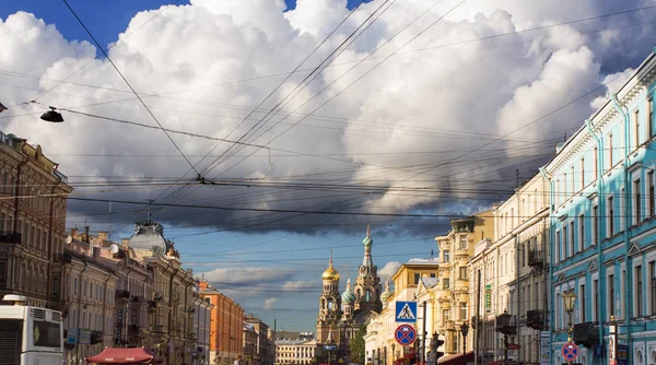 Widok ulicy w Sankt Petersburgu . — Zdjęcie stockowe