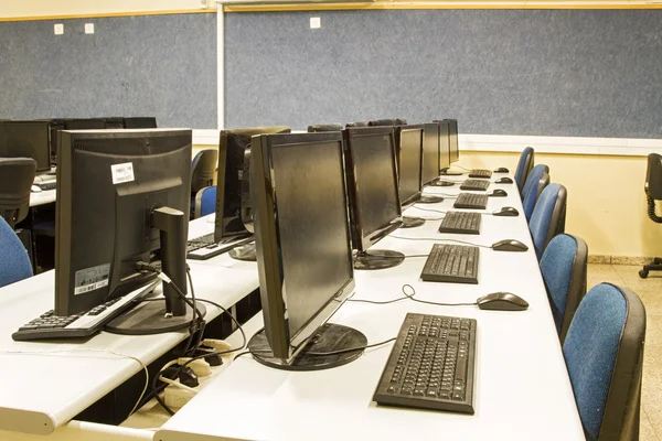 Computadores da sala de aula — Fotografia de Stock