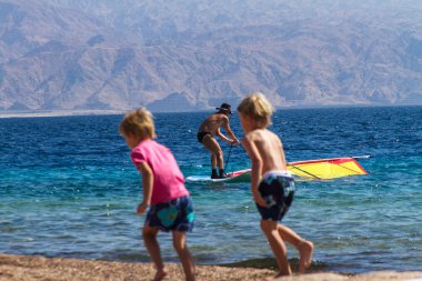 Eilat Kızıldeniz Beach'de.