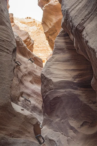 Wunderschöne Gebirgsschlucht . — Stockfoto