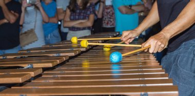 Marimba .