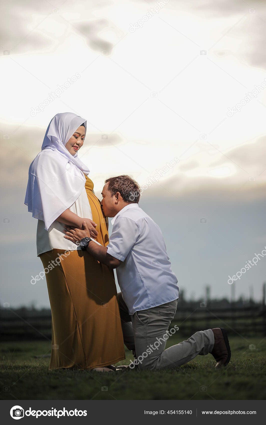 Affectionate Young Asian Muslim Couple Love Wait Child Have ...