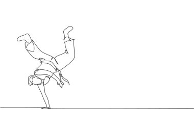Genç enerjik erkek capoeira dansçısının çizdiği tek bir çizgi dans dövüş vektörü çizimi. Geleneksel dövüş sanatları yaşam tarzı spor konsepti. Modern sürekli çizgi çizimi tasarımı
