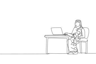 Genç İslami babanın dizüstü bilgisayarda yazıp oğluna vektör çizimleriyle sarıldığı tek bir çizgi. Evden çalışıyorum. Mutlu Arap Müslüman aile ebeveynliği kavramı. Devamlı çizgi çizimi tasarımı