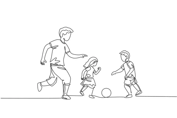 Una Sola Línea Dibujo Del Joven Padre Correr Jugar Fútbol — Vector de stock