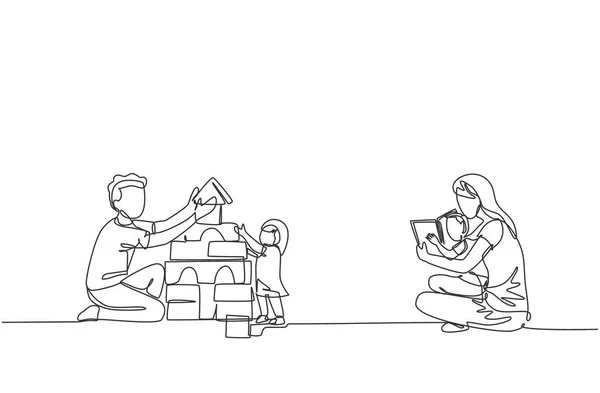 Непрерывный Рисунок Молодой Мамы Читающей Книгу Сыну Папе Играющей Дом — стоковый вектор